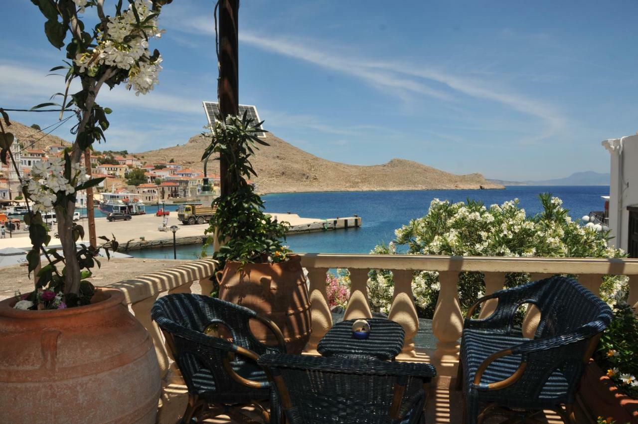 Anna'S House Apartment Chalki Town Exterior photo